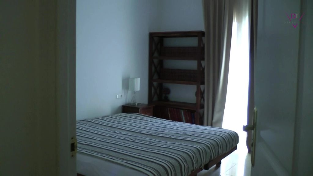 sexy foto nr. 3 von In´s fremde Hotelzimmer gepisst.