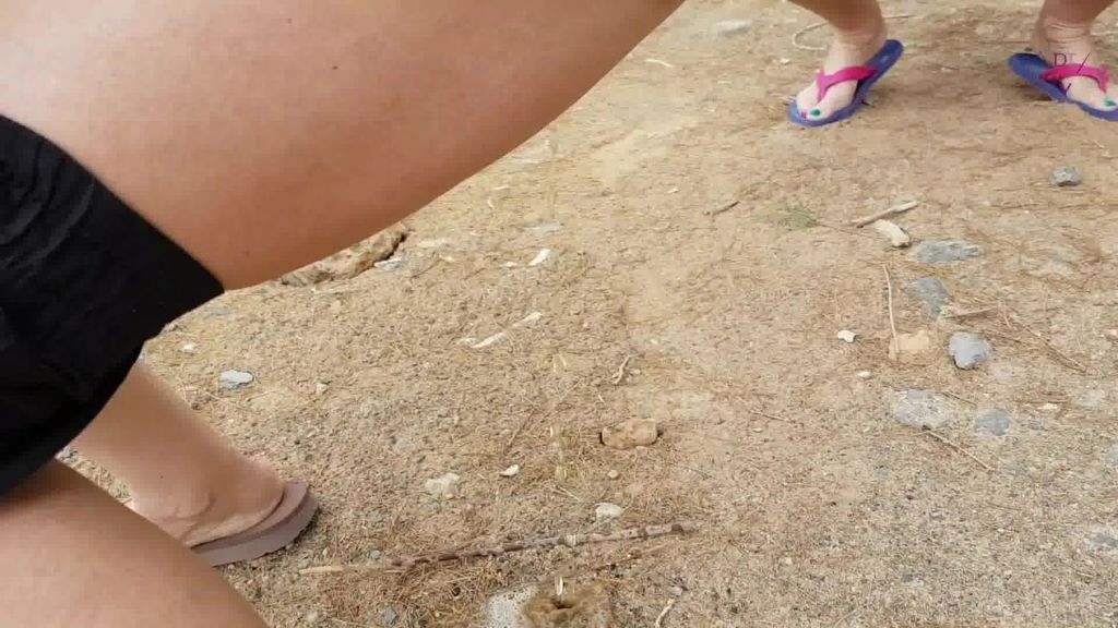 sexy foto nr. 8 von Public: Doppelt abgepisst
