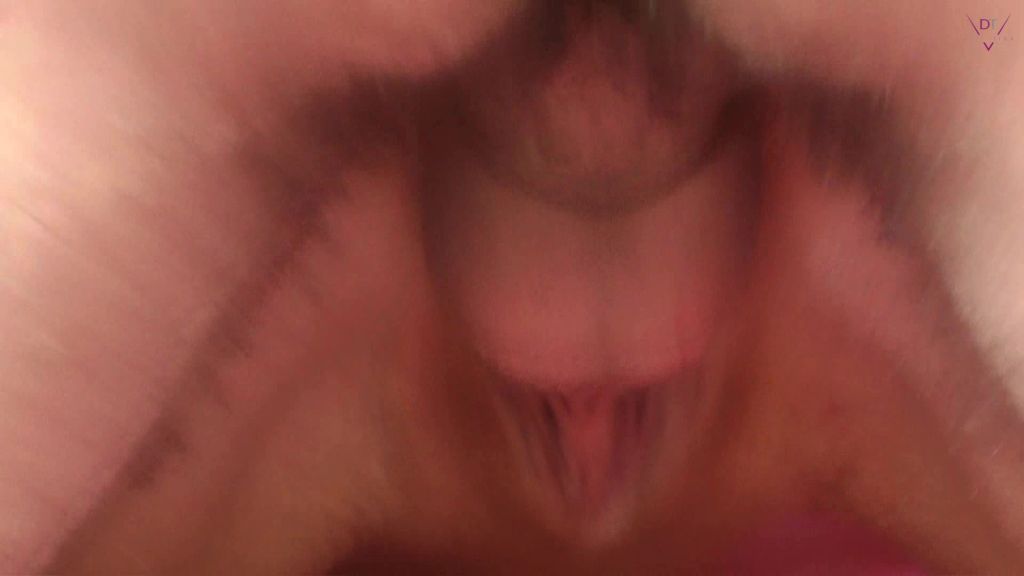 sexy foto nr. 9 von Meine erste User Affäre I Geheime Liebes-Spiele einer MILF