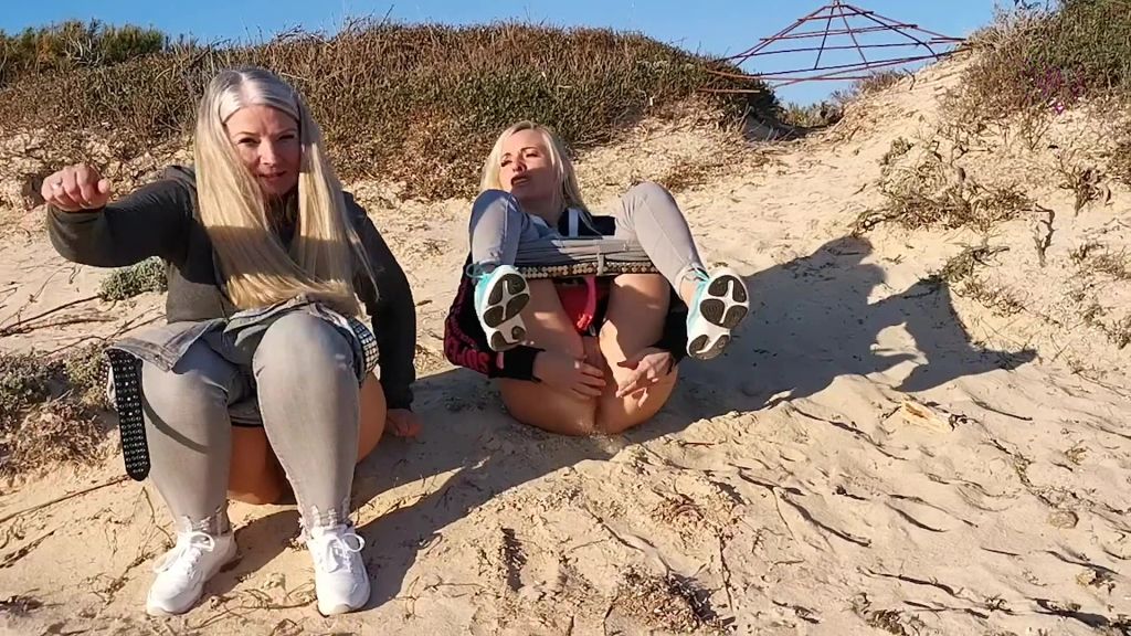 sexy foto nr. 4 von „Ich piss mich weg“ (vor lauter Lachen)