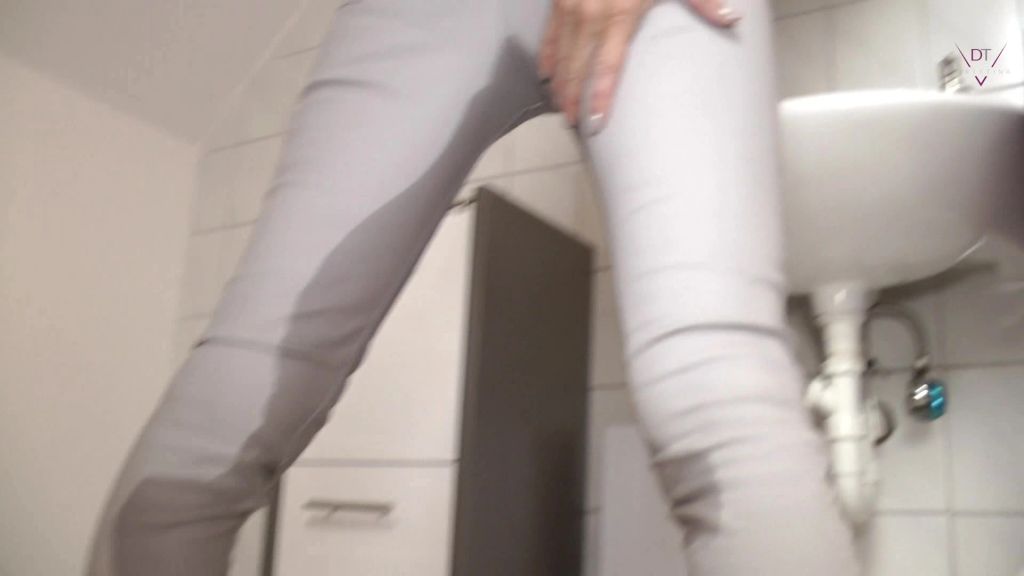 sexy foto nr. 3 von Piss – und Sperma Spiele ! EXTREM !