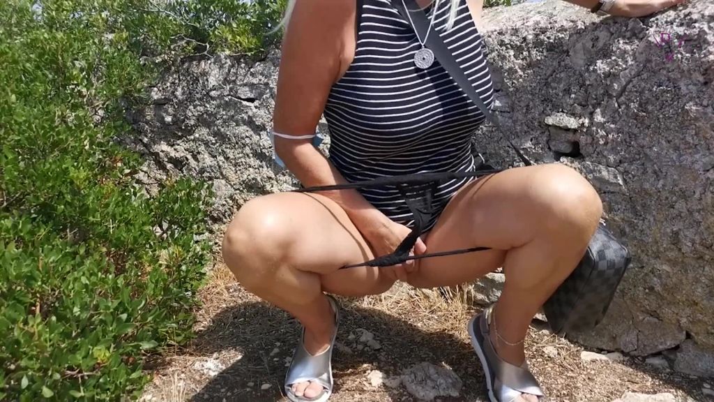 sexy foto nr. 3 von Pissen „on Tour“ 1