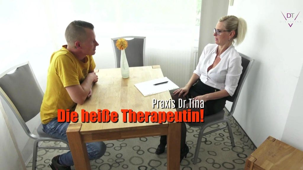 Die „Fick-Therapeutin“! Aufgestrapste Ärztin fickt Patienten
