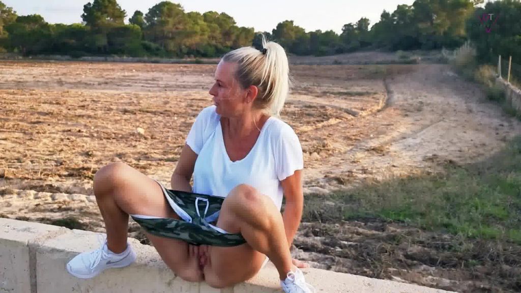 sexy foto nr. 6 von Pissen „on Tour“ 3
