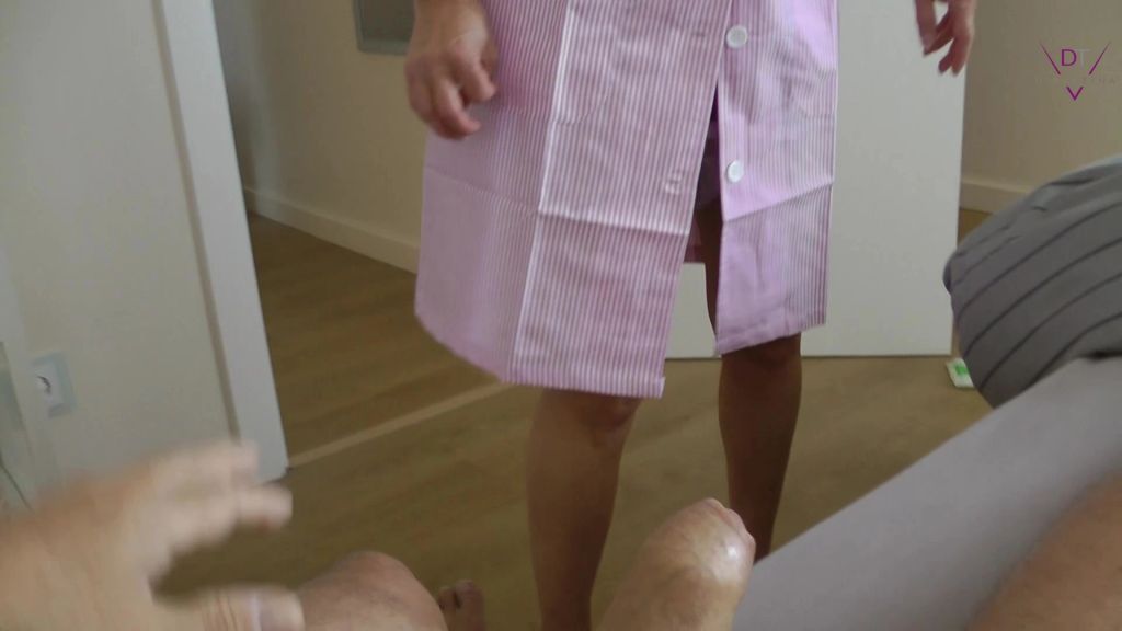 sexy foto nr. 7 von Die Putzschlampe vollgespritzt!