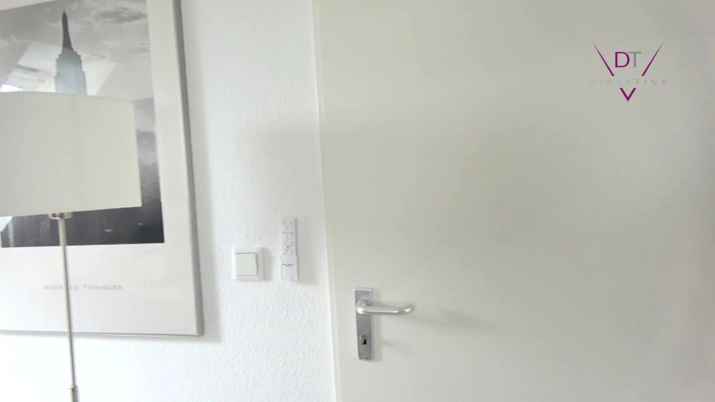 sexy foto nr. 1 von Als Sekretärin gebucht! Zum Diktat bitte!