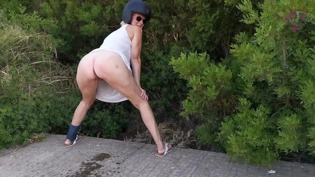 sexy foto nr. 10 von Pissen on Tour 2022