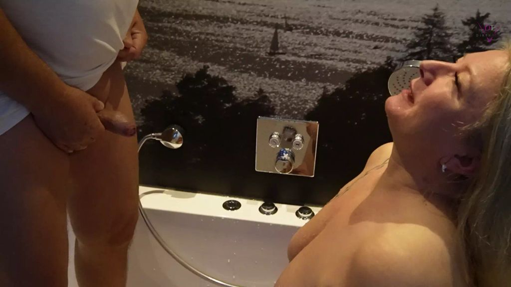 sexy foto nr. 5 von Geile Piss Spiele 2