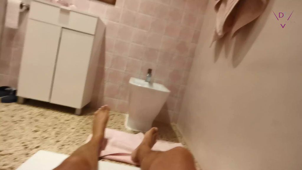 sexy foto nr. 4 von Leg dich hin! Ich piss dich voll!
