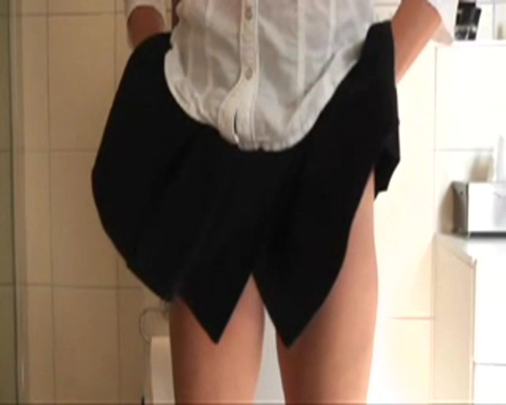 sexy foto nr. 9 von Pinkeln..gaaanz dringend..