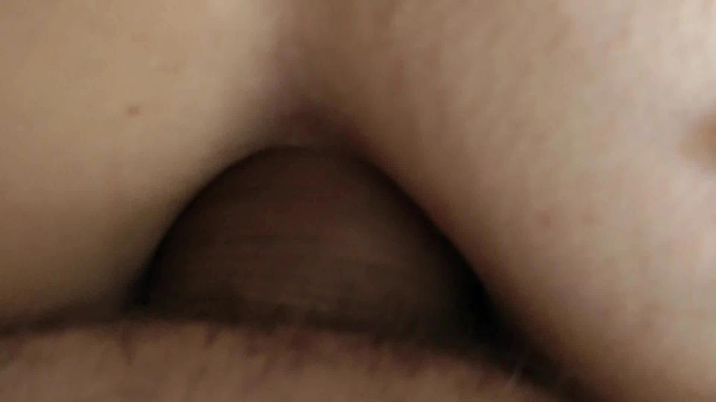 sexy foto nr. 9 von Die Anal-Jungfrau