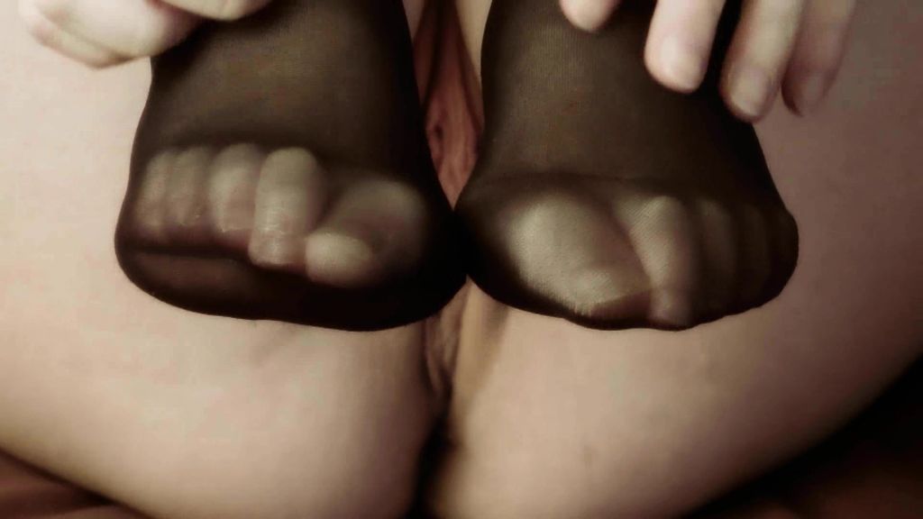 sexy foto nr. 9 von Spritz auf meine Nylons!