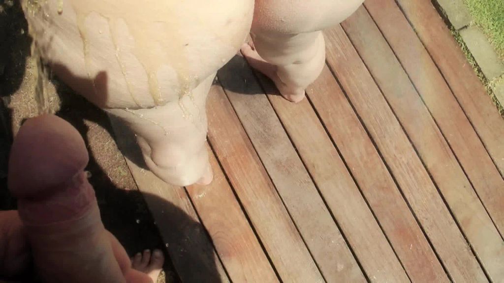 sexy foto nr. 3 von Geile Piss-Spiele