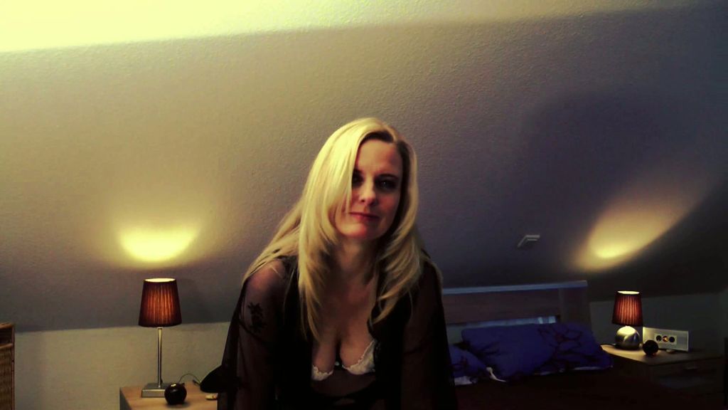 sexy foto nr. 4 von Blond und Versaut....
