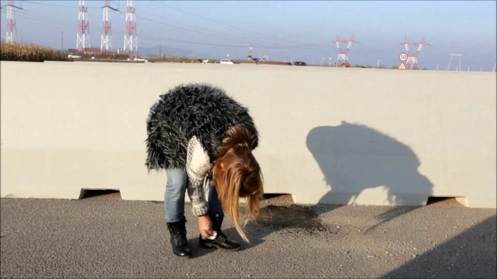 sexy foto nr. 9 von Am Straßenrand gepisst