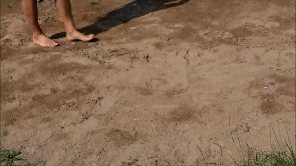 sexy foto nr. 1 von Im Sand gebadet