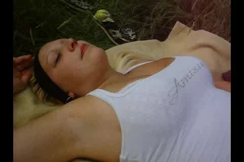 sexy foto nr. 1 von Cumshot Fick aufm Feld !!!!!!!!!!