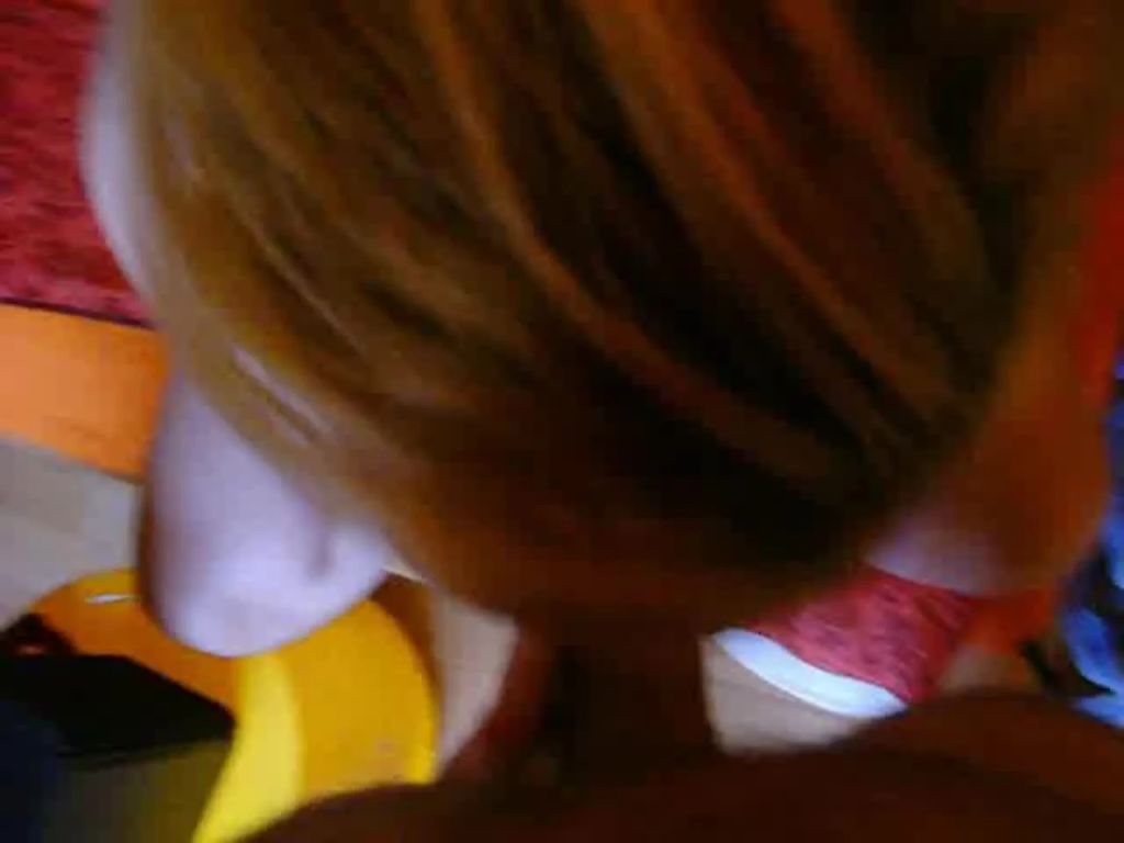 sexy foto nr. 1 von gefesselt,eingeoelt und gefickt (TON)