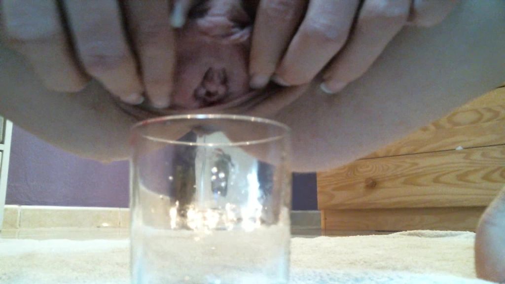 Vorschaubild 5 zum Video „mein erstes pipi-video“