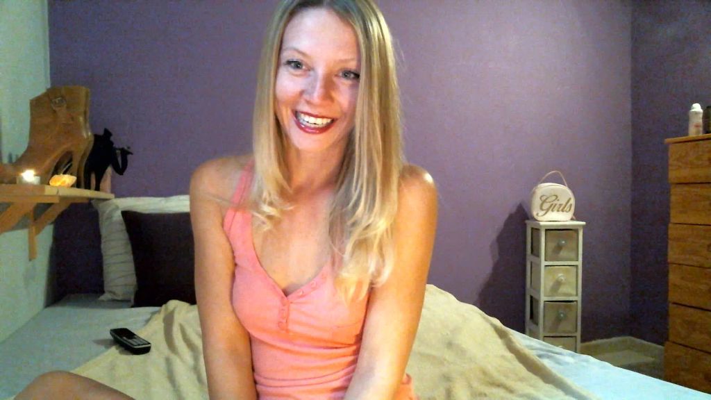 Vorschaubild zum Video „frohes neues jahr“ von sweet nina