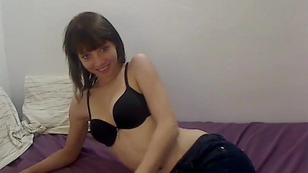 Vorschaubild zum Video „kurz clip“ von sweet nina