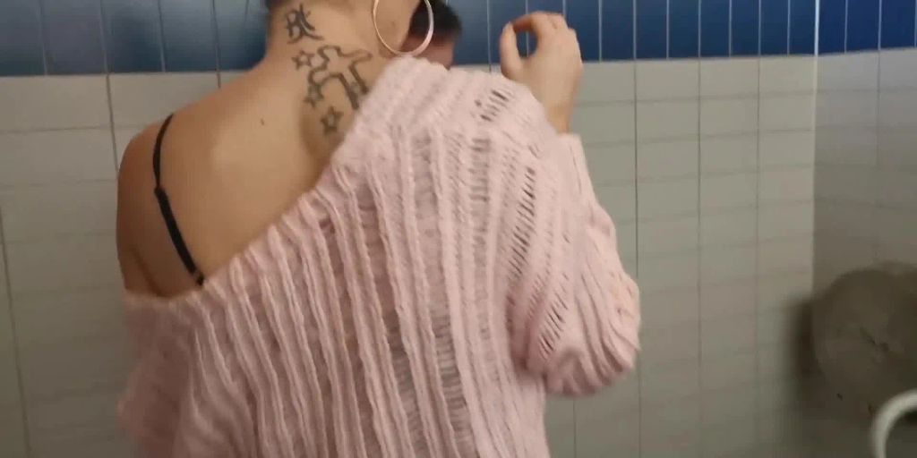 sexy foto nr. 2 von Was machen wir jetzt? – FICKEN