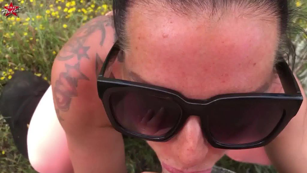 sexy foto nr. 8 von Notfall beim Wandern. PENIScillin-Spritze