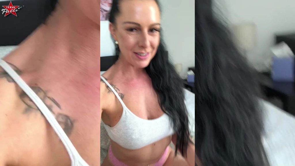sexy foto nr. 2 von Wunschclip. In die Kamera gepisst