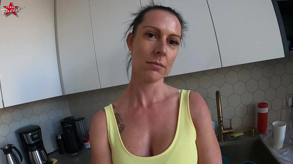 sexy foto nr. 4 von Nix zu ficken... Rufe ich mir halt den Handwerker