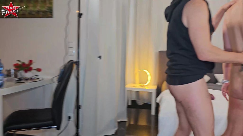 sexy foto nr. 2 von Behind the scenes. DAS war so nicht geplant