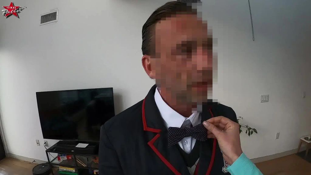 sexy foto nr. 3 von Stiefsohn braucht Erziehungsmaßnahme