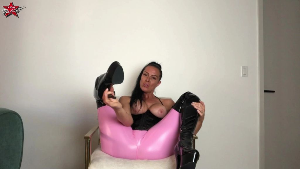 sexy foto nr. 10 von Dominante Latex Wichsanleitung