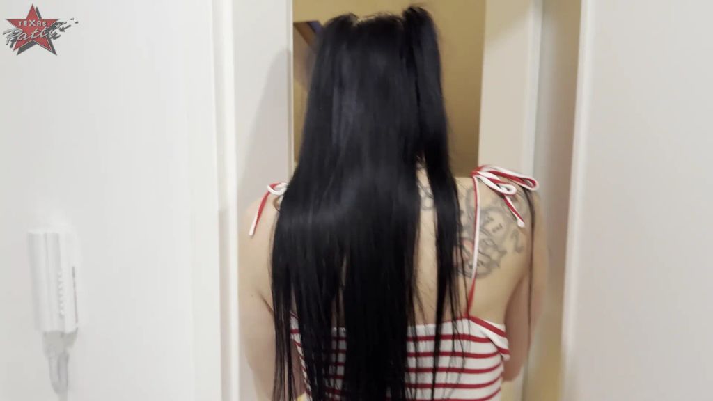 sexy foto nr. 6 von Stieftochter bei Camshow erwischt