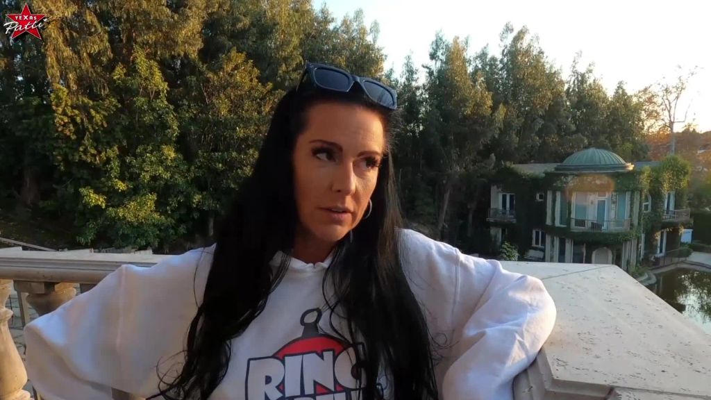sexy foto nr. 3 von Drinnen Party – draußen Blowjob