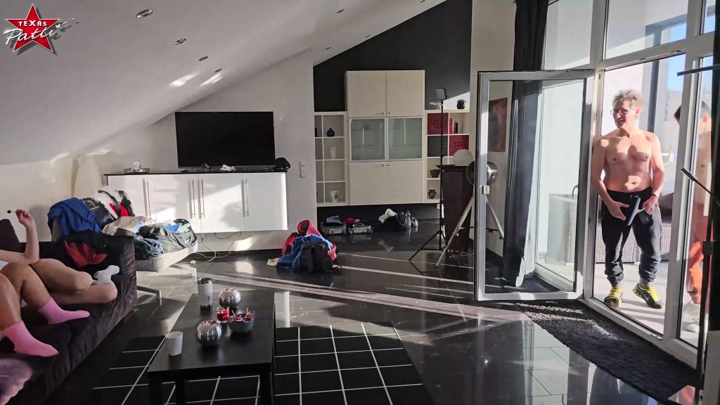 sexy foto nr. 2 von Die Fensterputzer. Durchgefickt und vollgespritzt