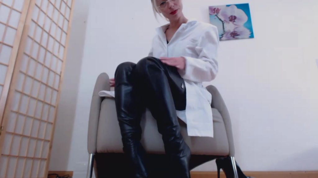 Vorschaubild 7 zum Video „Dr. Giantess Teil 2 - Dein Ende“