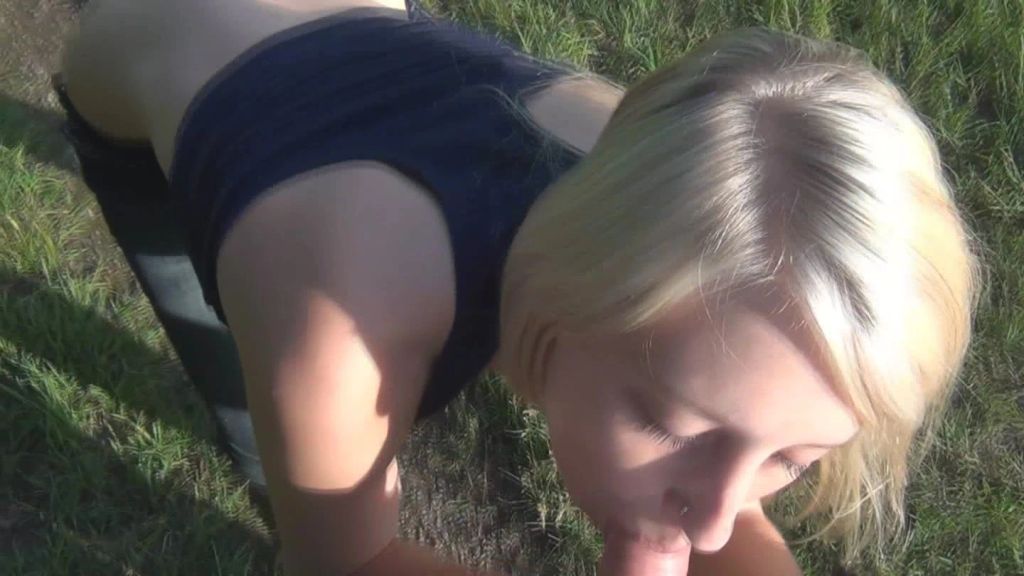 sexy foto nr. 7 von Outdoor-Blow am Waldweg