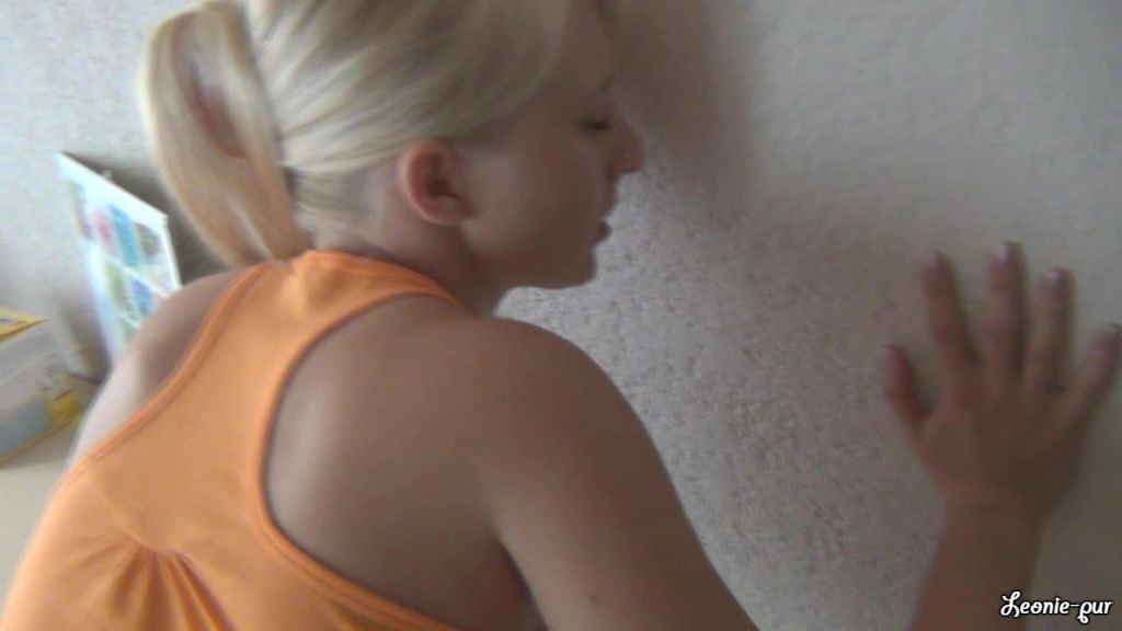 sexy foto nr. 6 von Oh nein! Was macht der Kumpel von meinem Vater hier??