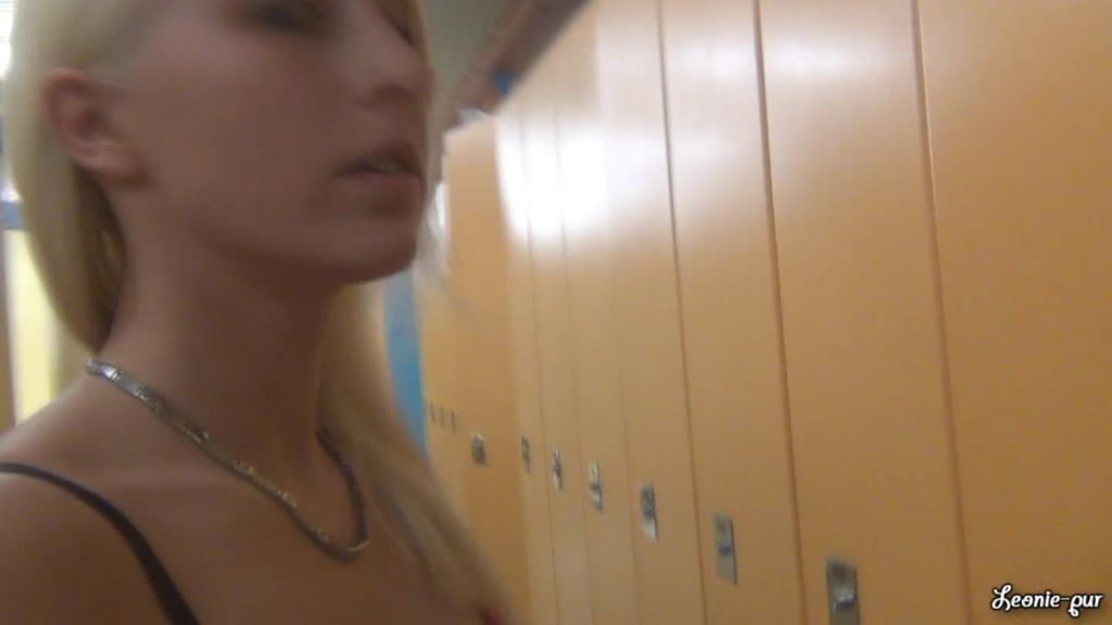 sexy foto nr. 1 von PUBLIC! Fremdsperma in meine Fotze gespritzt!