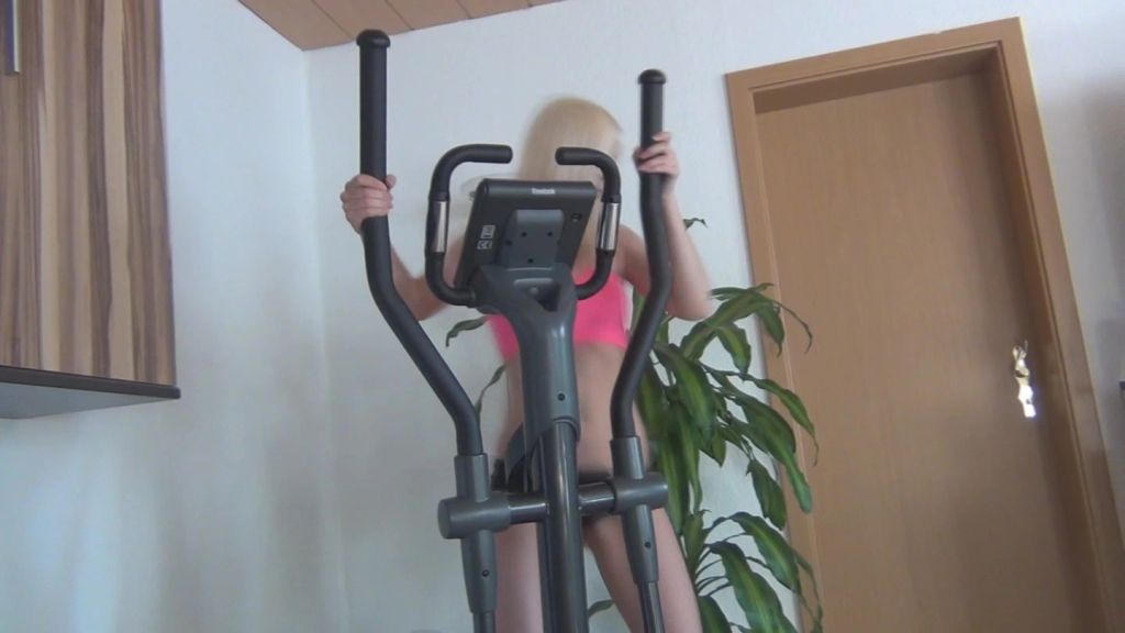 sexy foto nr. 2 von Notgeilen Freund meiner Schwester beglückt!
