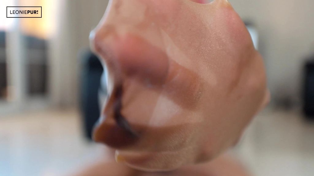 sexy foto nr. 10 von Wichsanleitung für Nylon-Junkies