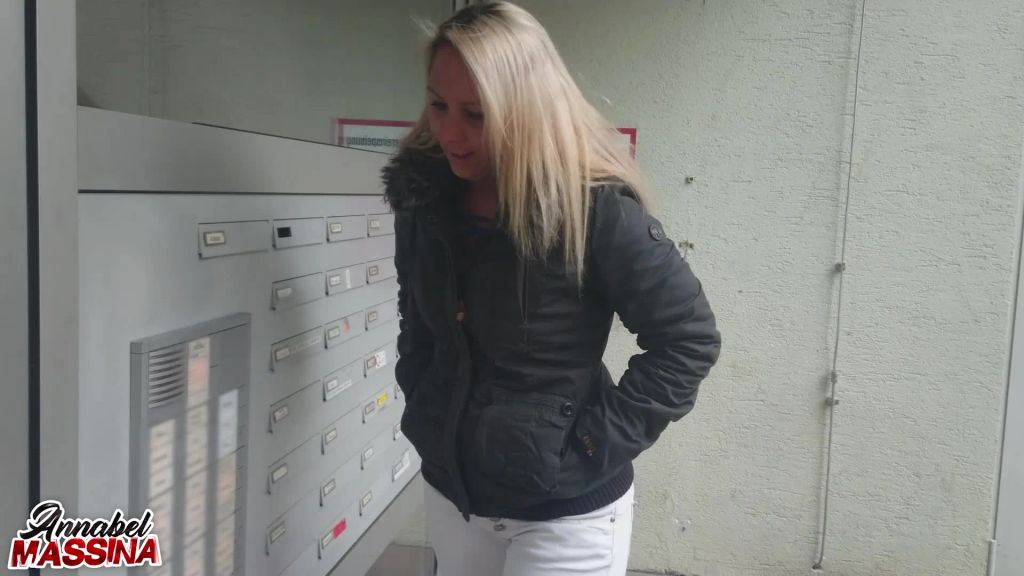 sexy foto nr. 3 von Ich ficke mich durchs gesamte Hochhaus