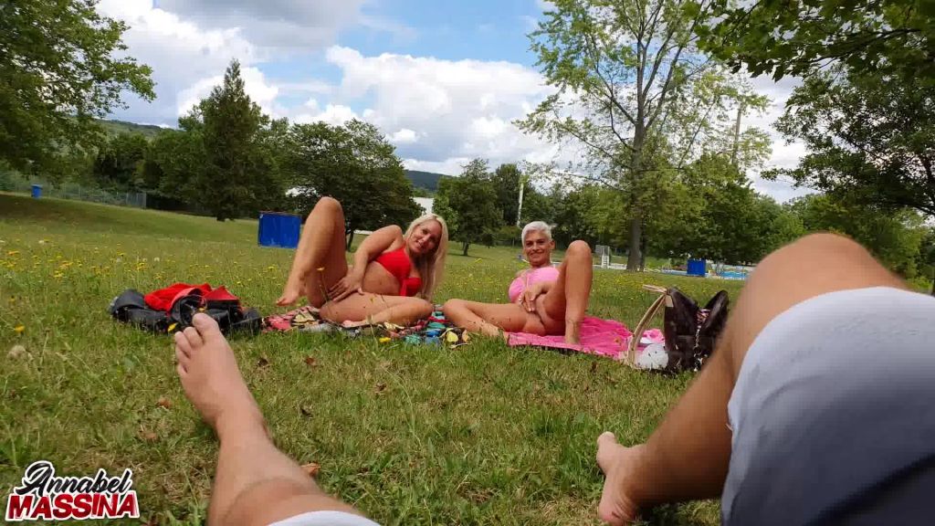 sexy foto nr. 6 von Perverse Action mitten im Freibad