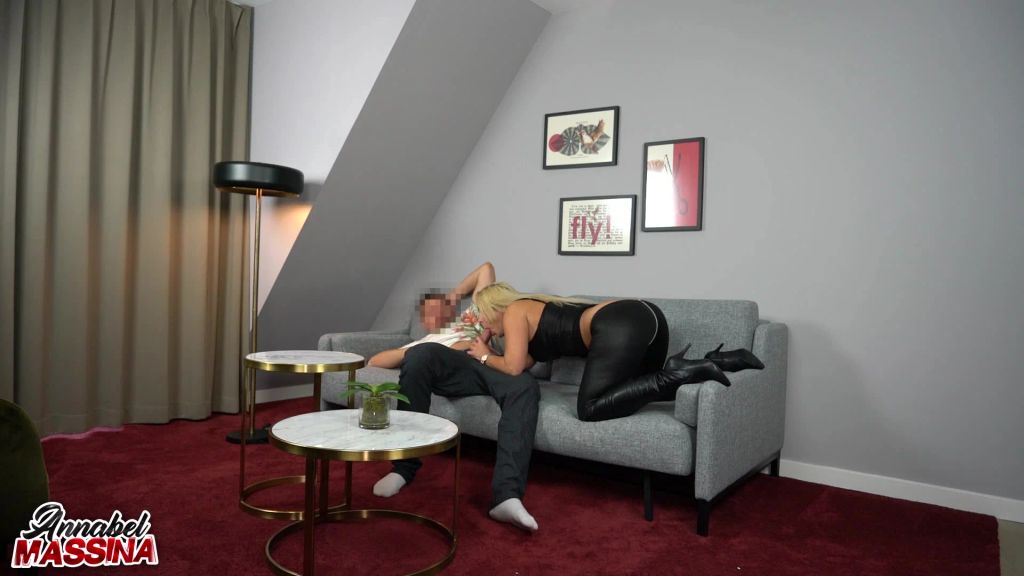 sexy foto nr. 5 von Privatfick Lederschlampe wird gnadenlos zerbumst