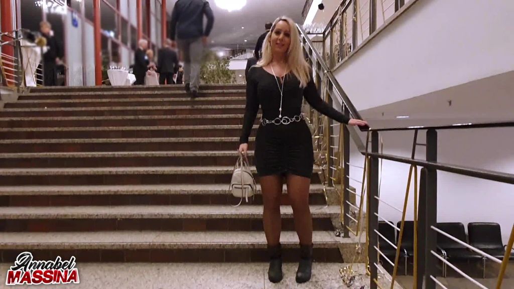 sexy foto nr. 1 von Jungspund Abgeschleppt / Abgefickt auf der Silvesterparty