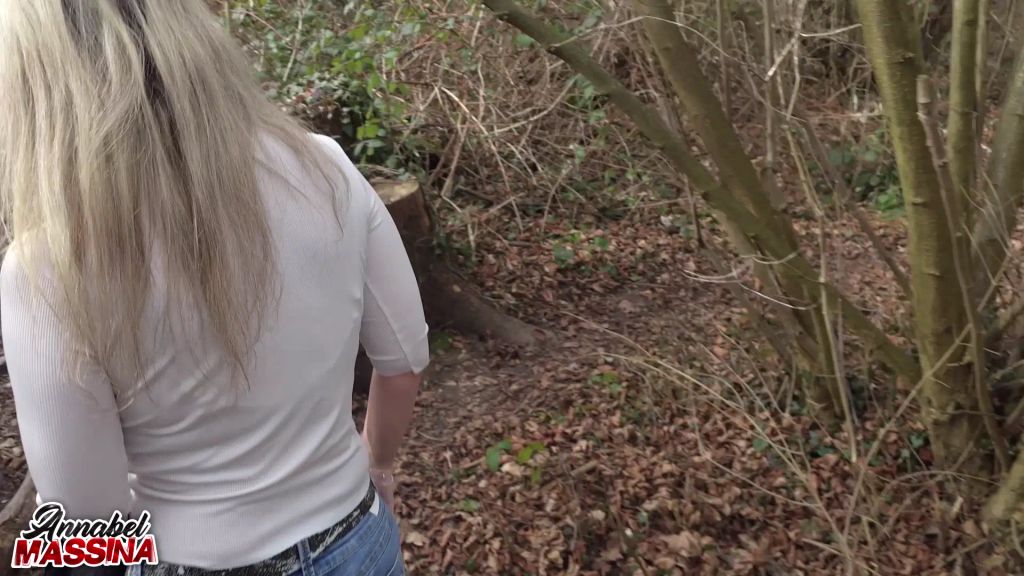 sexy foto nr. 5 von Arschfixierter Ficker draußen klargemacht