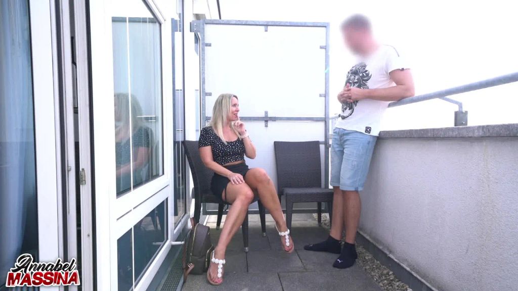 sexy foto nr. 3 von Während der Party wirds dreckig auf dem Balkon