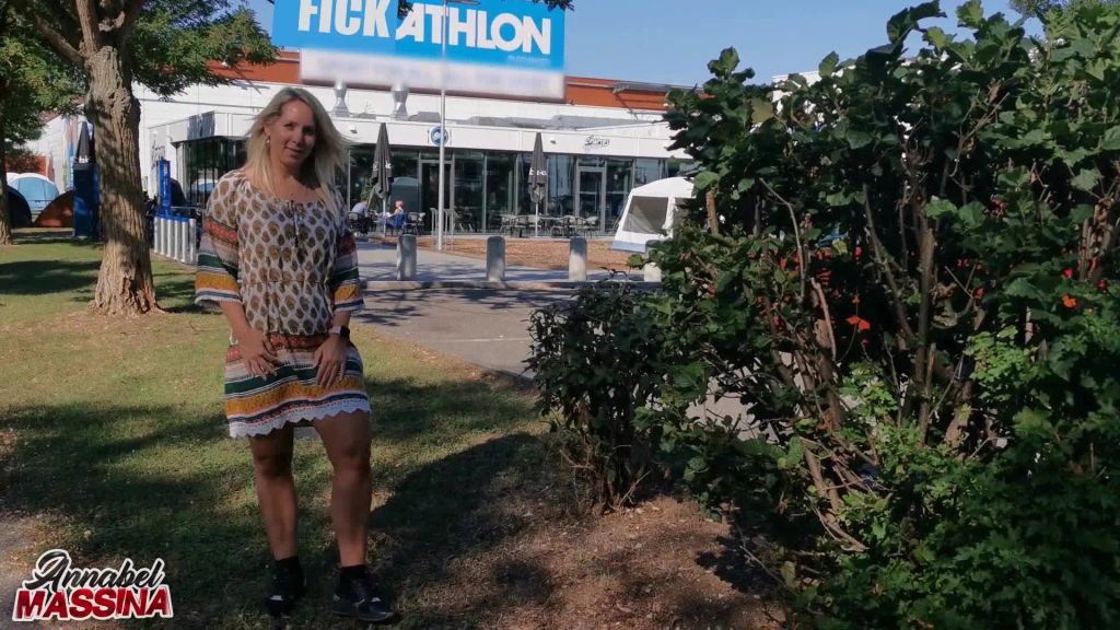 sexy foto nr. 1 von Fremde Männer in der Fick Arena zerbumst