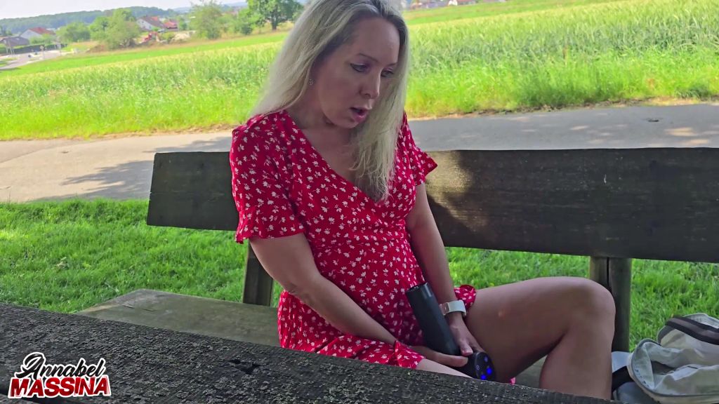 sexy foto nr. 4 von Hardcore Public Orgasmus 12.000 U. für die Milf Fotze