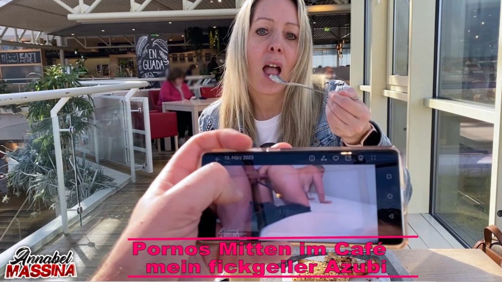 sexy foto nr. 10 von Pornos Mitten im Café! Mein fickgeiler Azubi